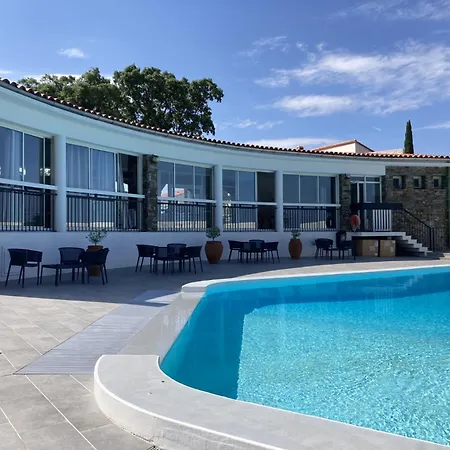 Les Chenes-lieges D'ambeille