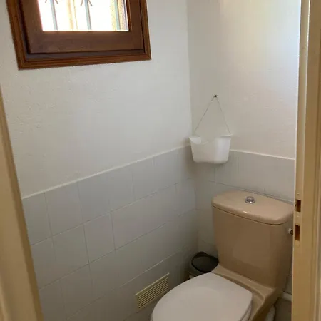 Les Chenes-lieges D'ambeille * Collioure