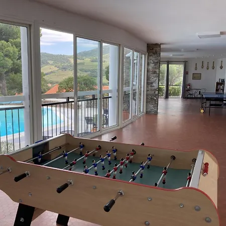 Les Chenes-lieges D'ambeille * Collioure